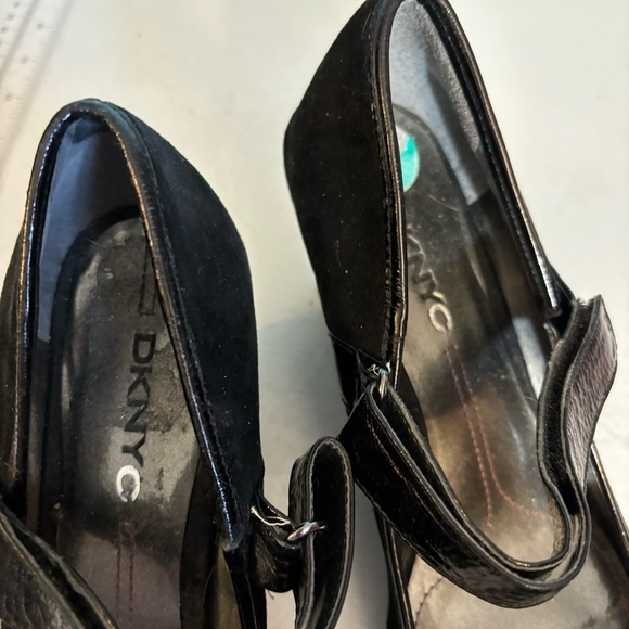 DKNYC Christina women’s black suede wedge heel ballet shoes in size 8 - Picture 7 of 13